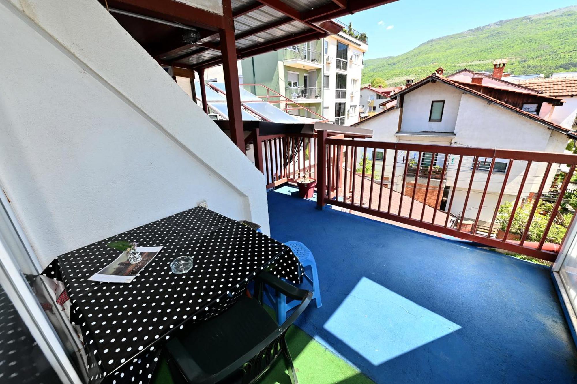 Blue Lake Hostel Ohrid Exteriör bild